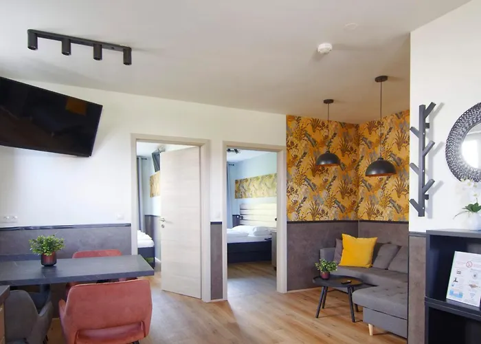 Mh Apartments
